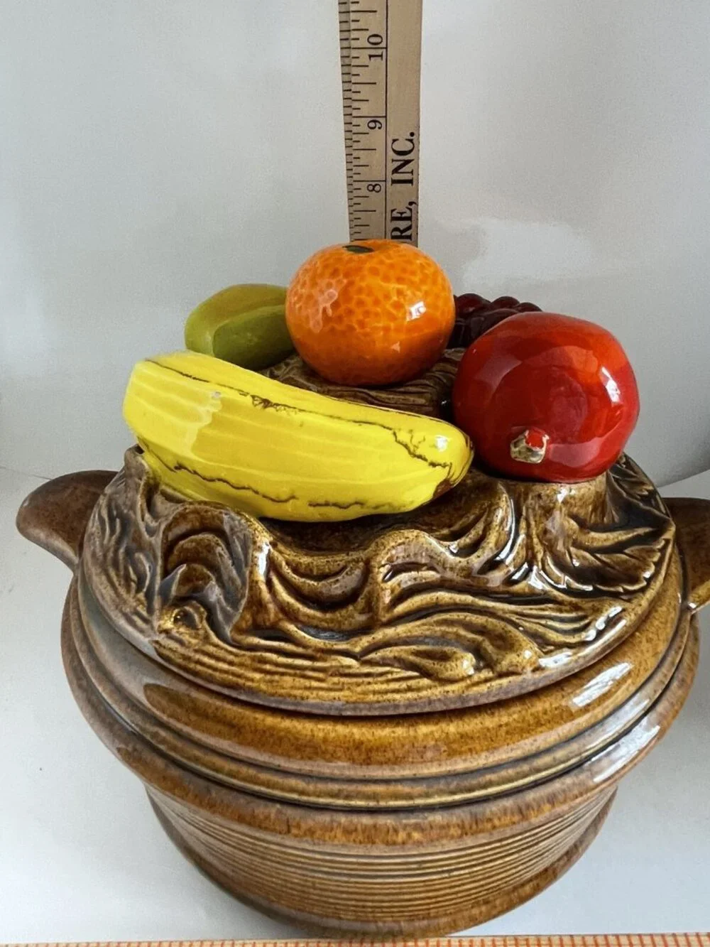 California Pottery this vintage